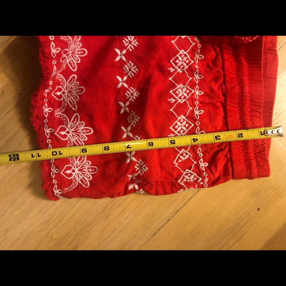 Loft Embroidered Shorts - Picture 8 of 9